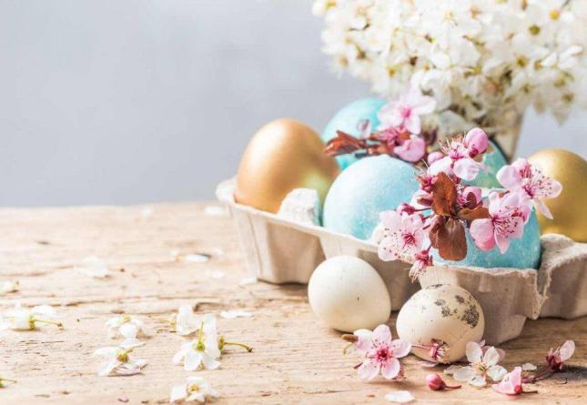 Easter is sweeter if you spend it at the seaside!!! 🕊️